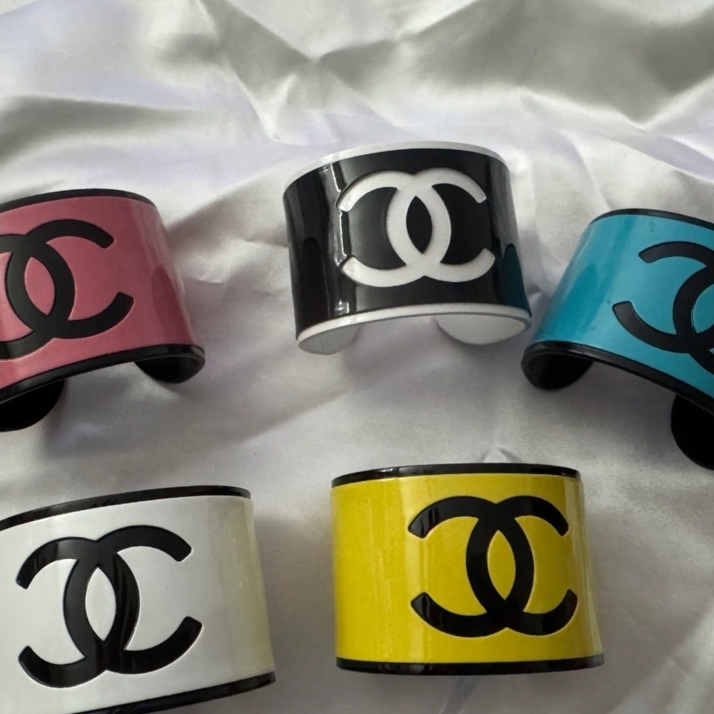 Iconic Pink and Black Logo Cuff - Picture 3 of 4